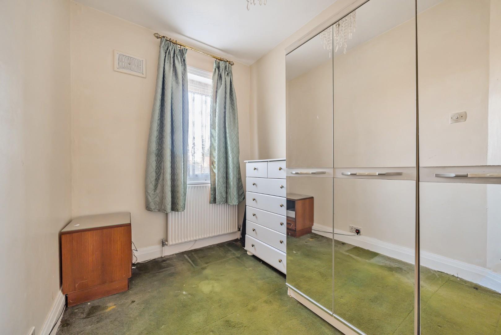 Sunnyfield, London